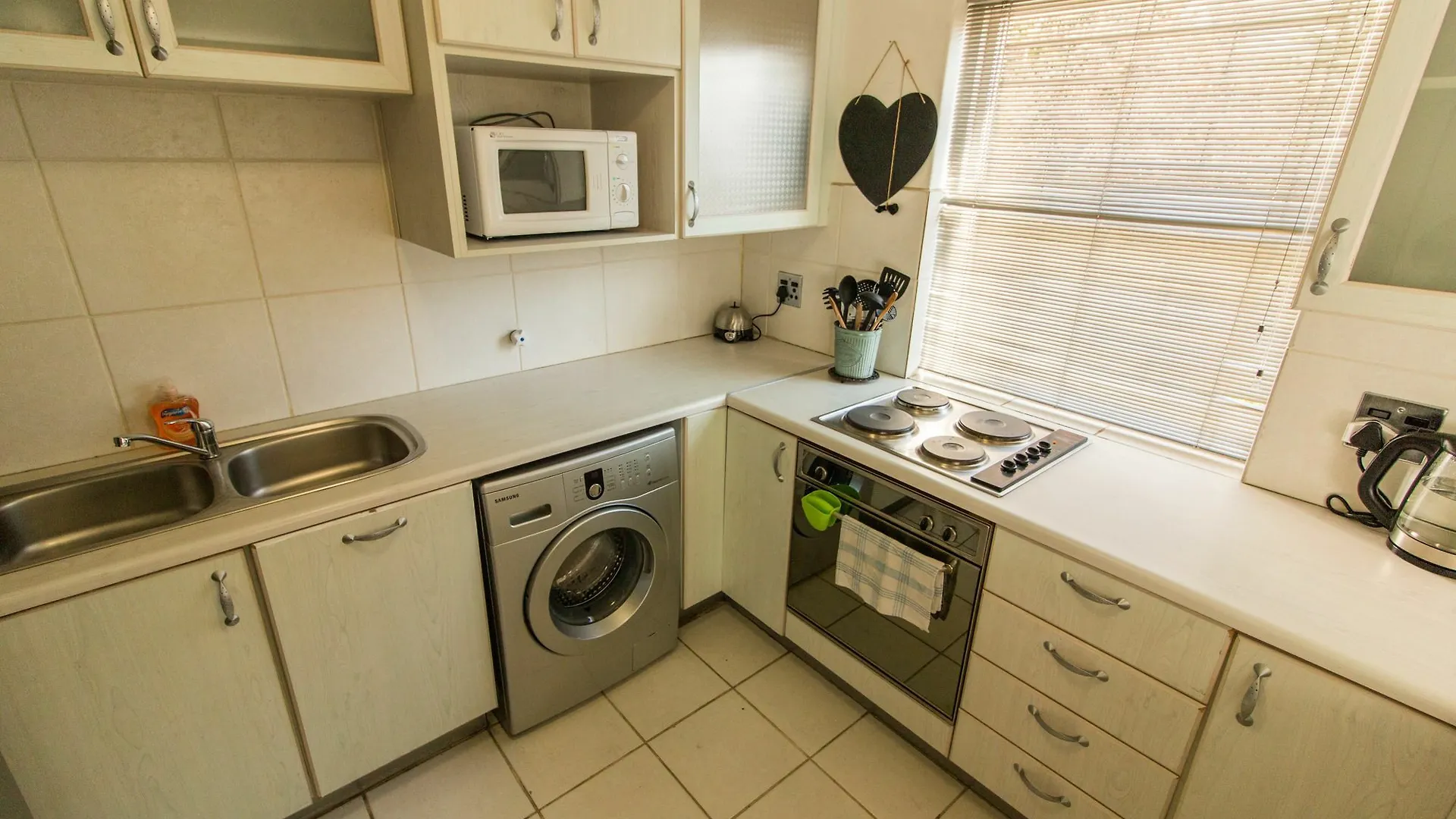 Highstrand Suite 1 Cape Town Hotel